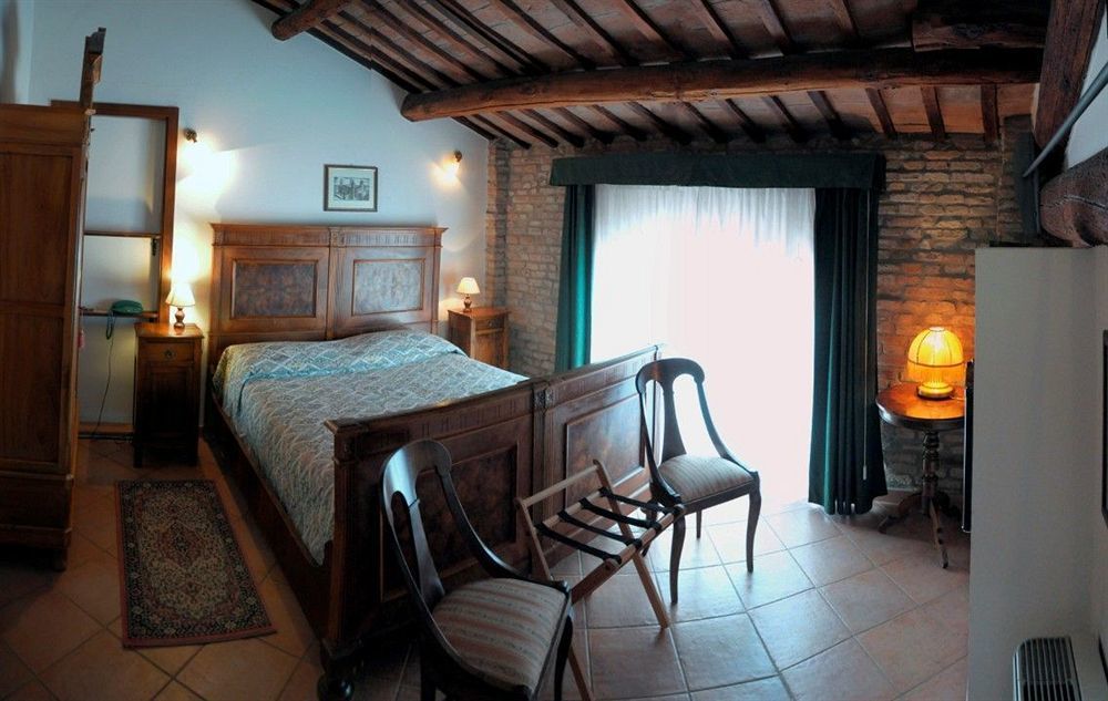 Agriturismo-R&B Corte Dei Gioghi فيرّارا المظهر الخارجي الصورة