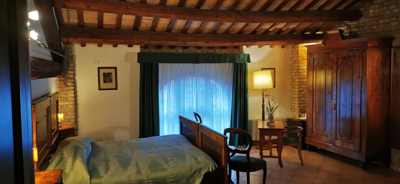 Agriturismo-R&B Corte Dei Gioghi فيرّارا المظهر الخارجي الصورة
