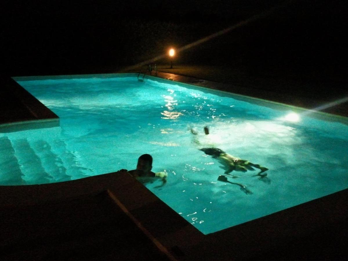 Agriturismo-R&B Corte Dei Gioghi فيرّارا المظهر الخارجي الصورة